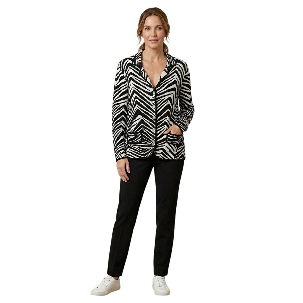 Chicos Women's Size 3 XL Zebra Print Silk Blend Knit Black White Cardigan Jacket